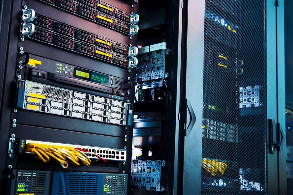 How does network & infrastructure pen testing work? Avatar How does network & infrastructure pen testing work?